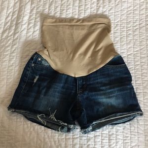 Joe’s jeans maternity jean shorts size 26